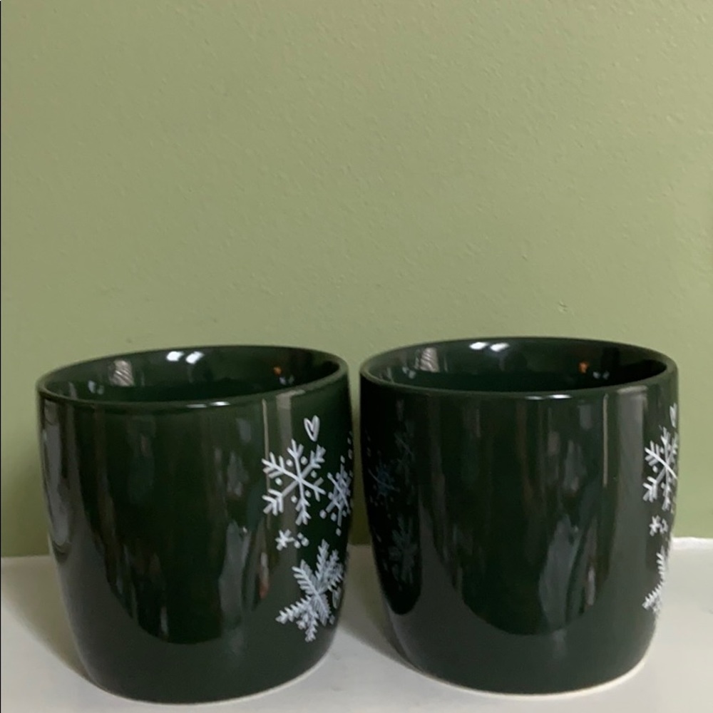 2 Starbucks Green Snowflake 14 oz COFFEE MUGS - Picture 5 of 10